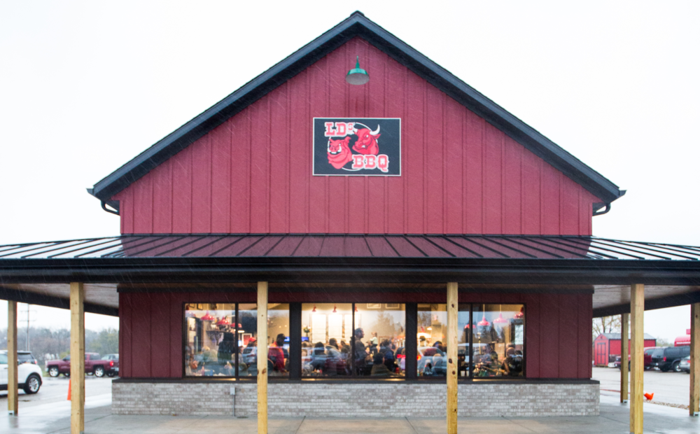 LD's BBQ opens in East Troy